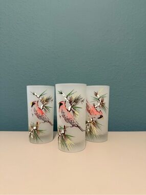 Gay Fad Mid-Century Cardinal and Pine Sprig  Vintage 1950 Glasses Set Of 3